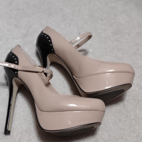 Platform Heels - Picture 2 of 4